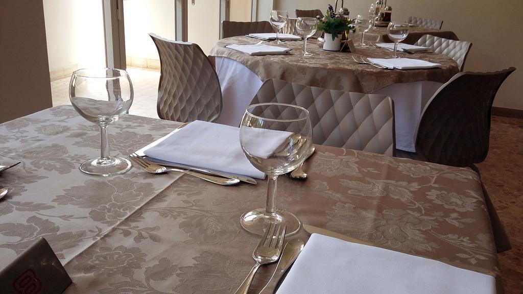 Hotel Condor Milano Marittima Extérieur photo