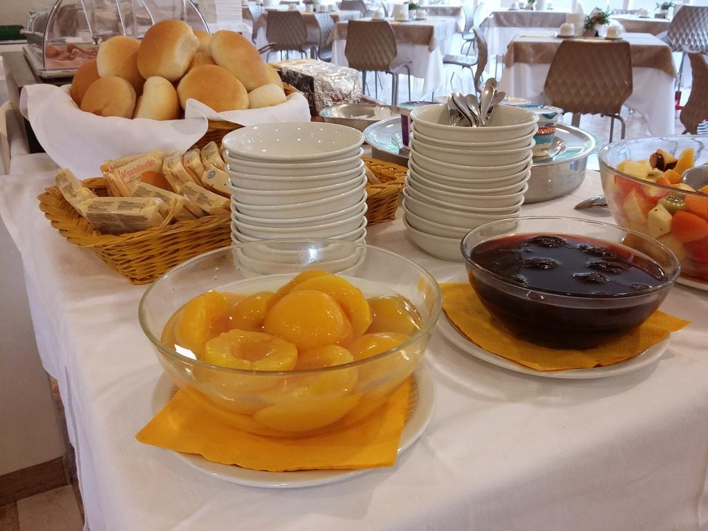 Hotel Condor Milano Marittima Extérieur photo