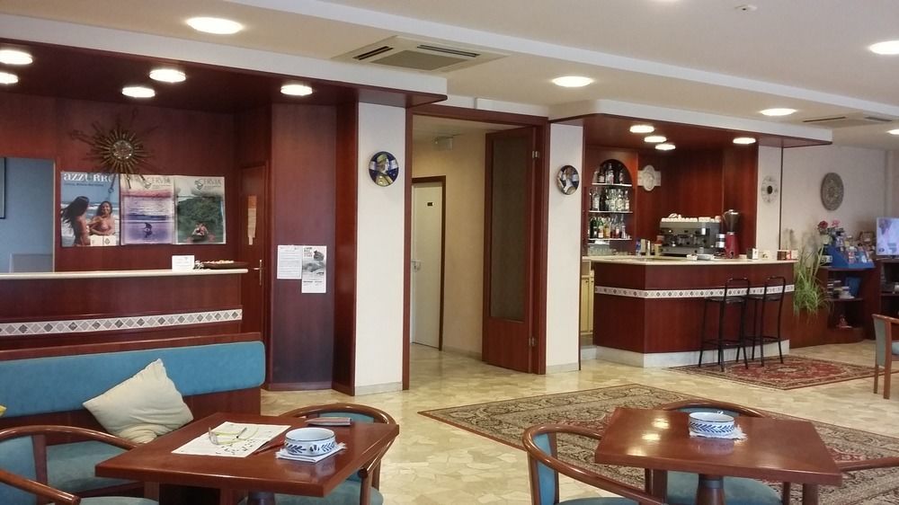 Hotel Condor Milano Marittima Extérieur photo